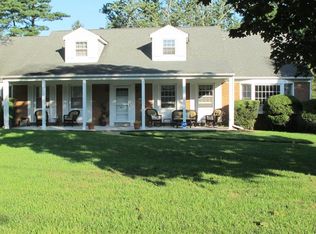 121 Devon Rd, Cinnaminson, NJ 08077