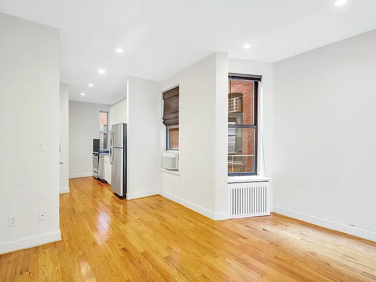 358 W 45th St #3B — Photo 2