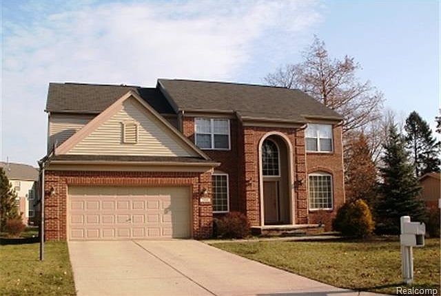 1st image of 500 Lincoln Dr
