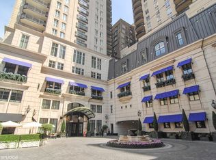 11 E Walton St APT 4202, Chicago, IL 60611