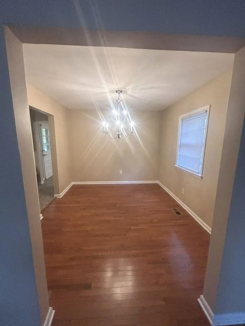 Gardenside ranch home 20261029 — Photo 4
