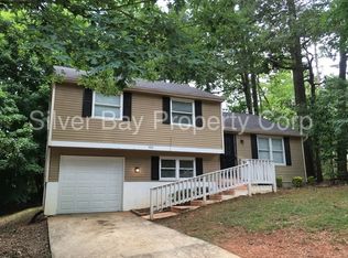 488 Village Square Ct, Stone Mountain, GA