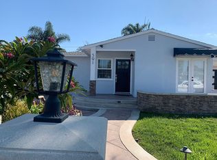 591 Park Dr, Costa Mesa, CA 92627