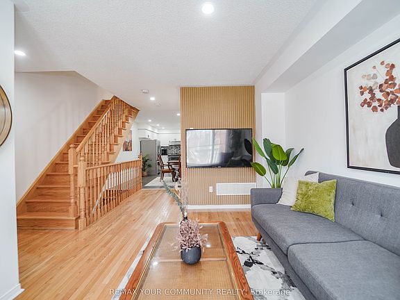 5th image of 10 Ted Wray Cir