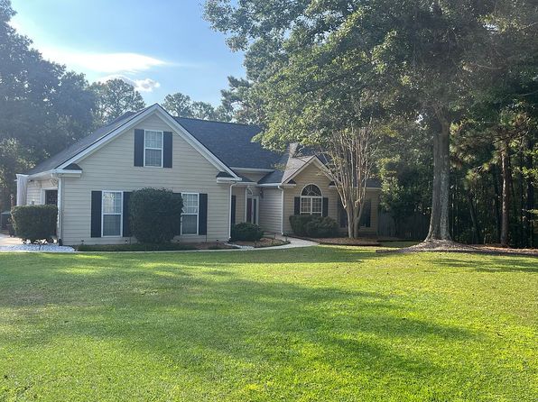 215 Ironbark Ct