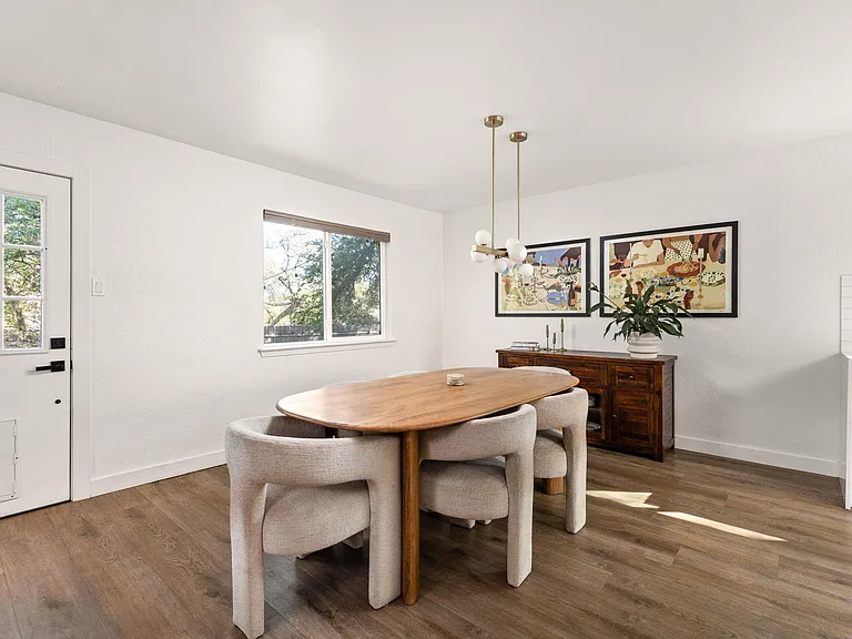 7909 Manassas Dr — Photo 15