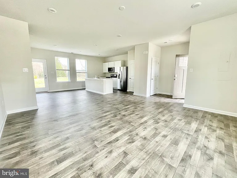 87 Filbert Dr — Photo 4