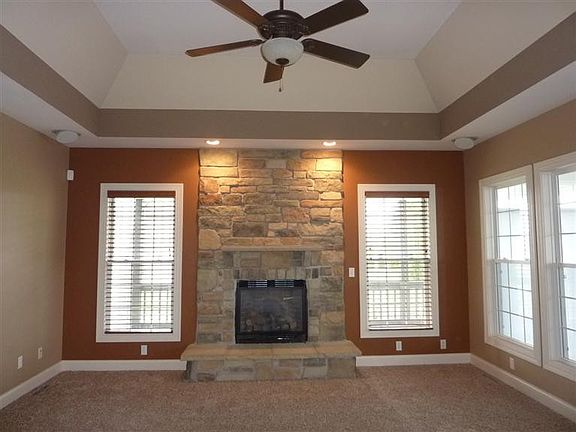 2nd image of 193 Appaloosa Ln