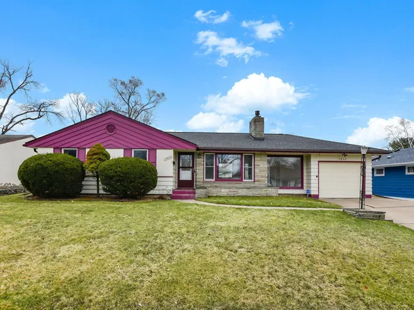 1460 Arlington Ave E, Saint Paul, MN 55106