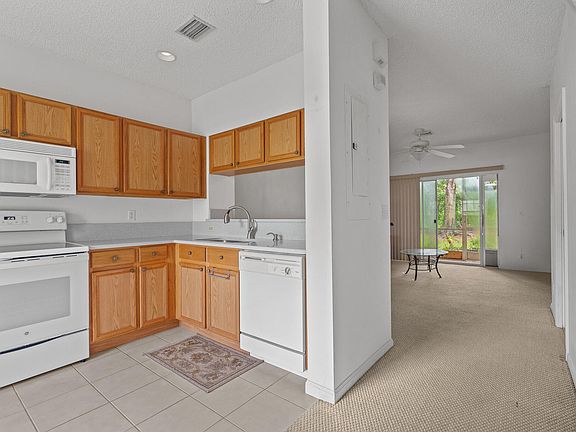 5th image of 4953 Palmbrooke Circle