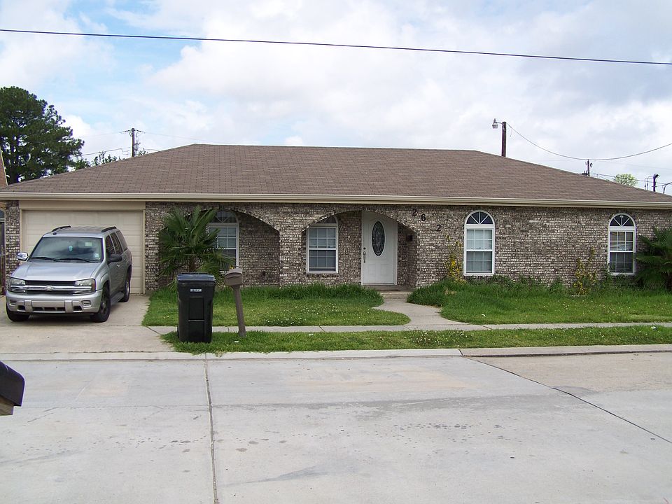 1st image of 2612 Decomine Dr