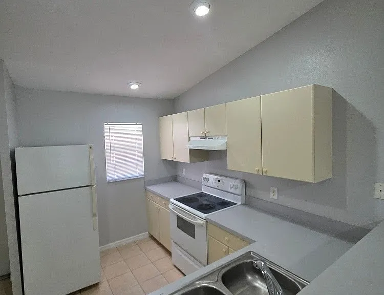 2419 Joe Ave S — Photo 4