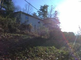 15 Koker Ln, Nelsonville, OH 45764