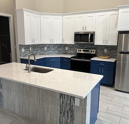 5th image of 28 Westrock Ln