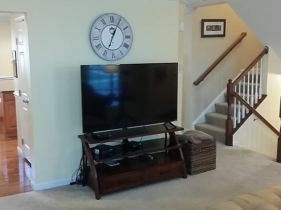 5th image of 305 Fairgate Dr