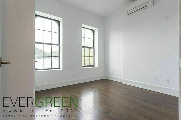 Rented by ERNY LLC | media 5