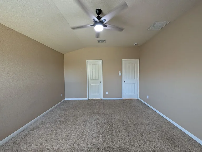 1337 Lauren St — Photo 22