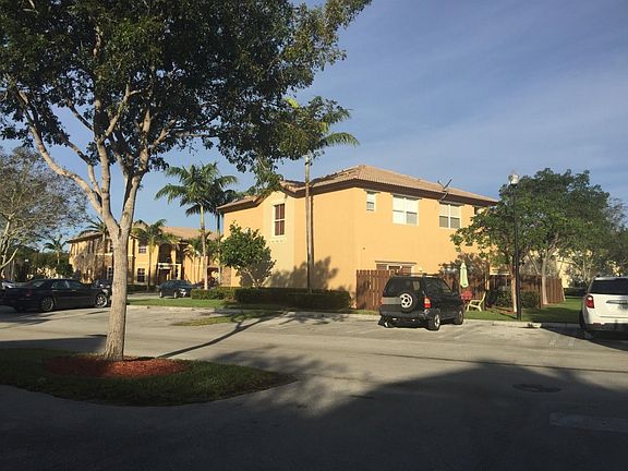 4th image of 3355 NE 13th Circle Dr Unit 103