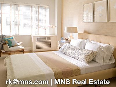 2nd image of 209-211 E 51st St #2D