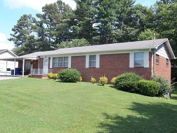 4th image of 271 Fuller Estates Cir