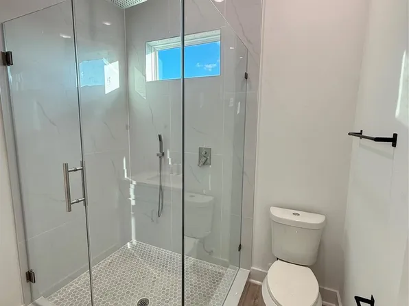 7948 Betty Boop St #B, Houston, TX 77028