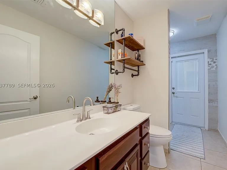 1300 NW 122nd Ave — Photo 25
