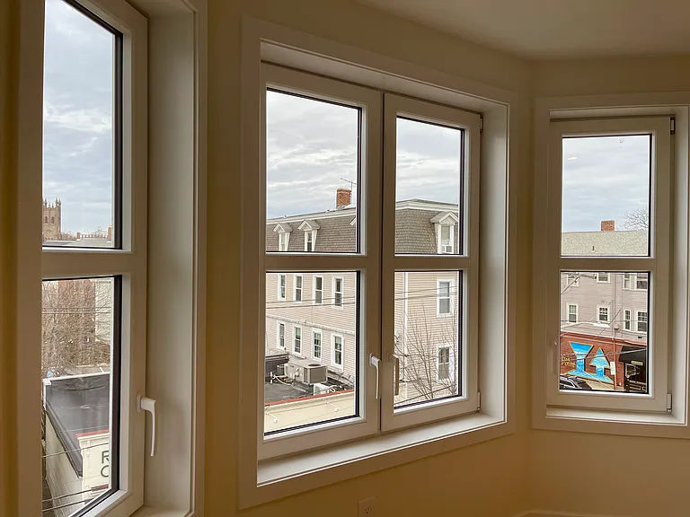 381 Wickenden Street — Photo 16
