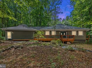 20787 Evergreen Mills Rd, Leesburg, VA 20175