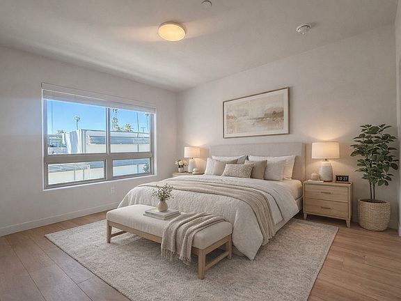 3rd image of 4543 Finley Ave #101