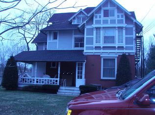 124 W Wayne Ave APT A, Wayne, PA 19087