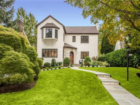 51 Woodlawn Avenue, New Rochelle, NY 10804