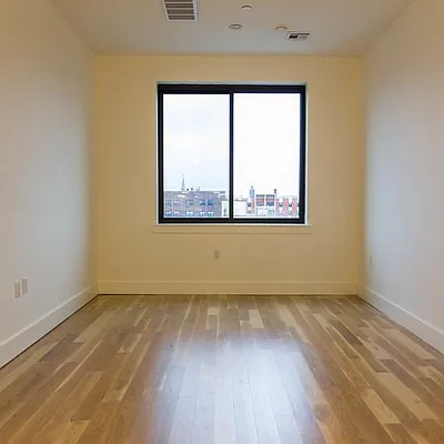 Rented by Nooklyn NYC LLC | media 43