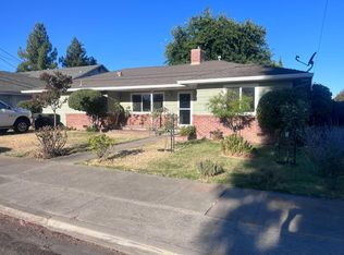 70 Stanislaus Ave, Oakdale, CA