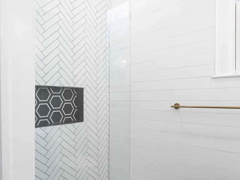 50 Hauxhurst Ave #1 — Photo 7
