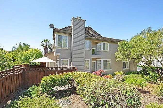 Private Townhome end unit