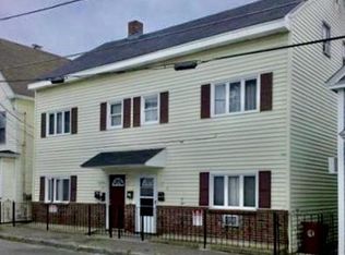 49 Pleasant St, Lowell, MA 01852