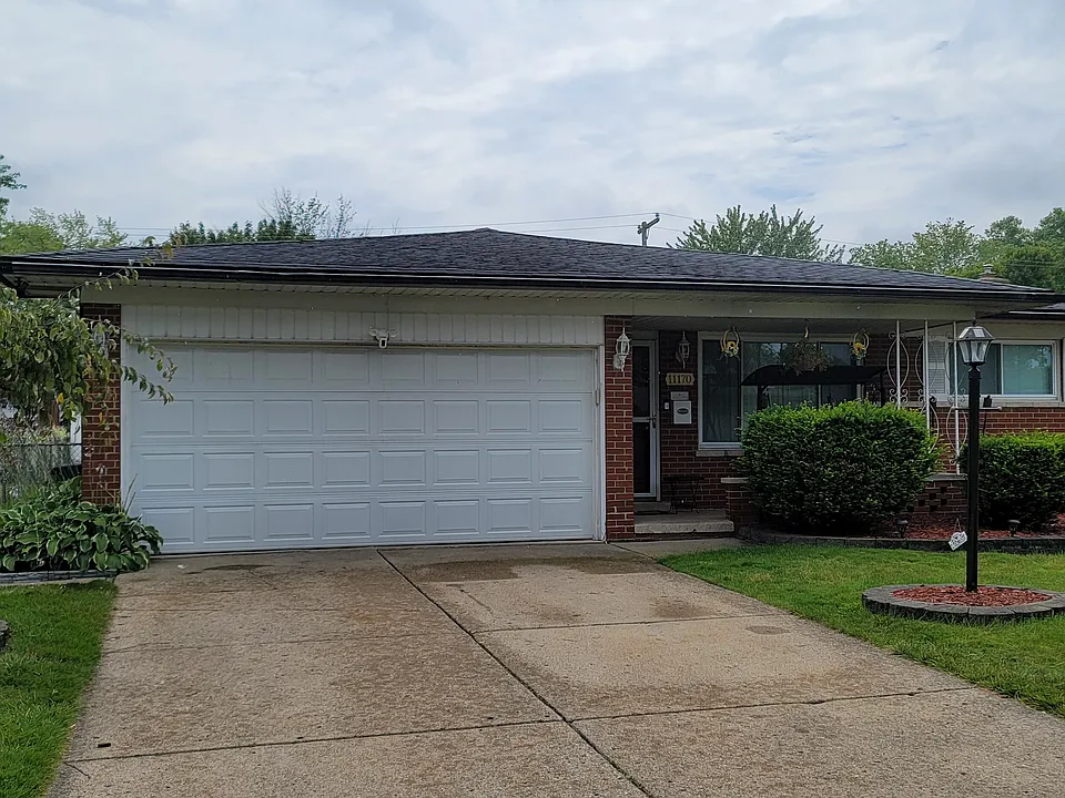 11170 Grenada Dr
