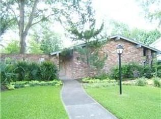 18507 Point Lookout Dr, Houston, TX 77058