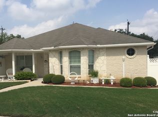 102 Quivira Dr, Universal City, TX 78148