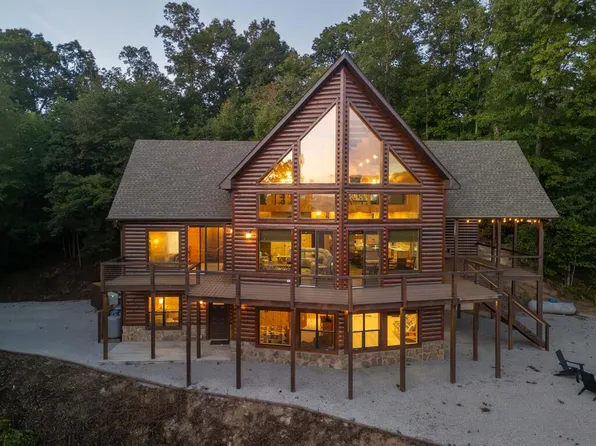 92 Cherahala Ln, Bryson City, NC 28713