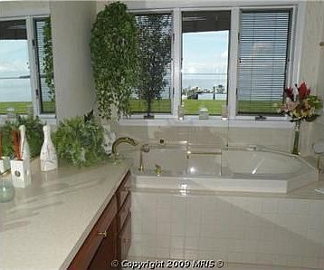 3rd image of 215 Prospect Bay Dr W