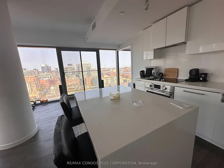 60 Colborne St #2102 — Photo 6