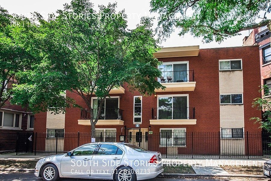 1st image of 4950 S King Dr APT 2B