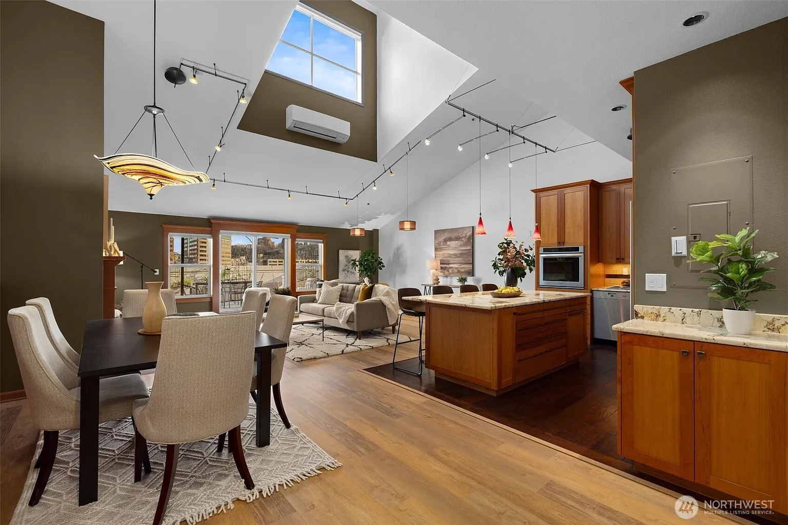 526 1st Avenue S #527 photo 1