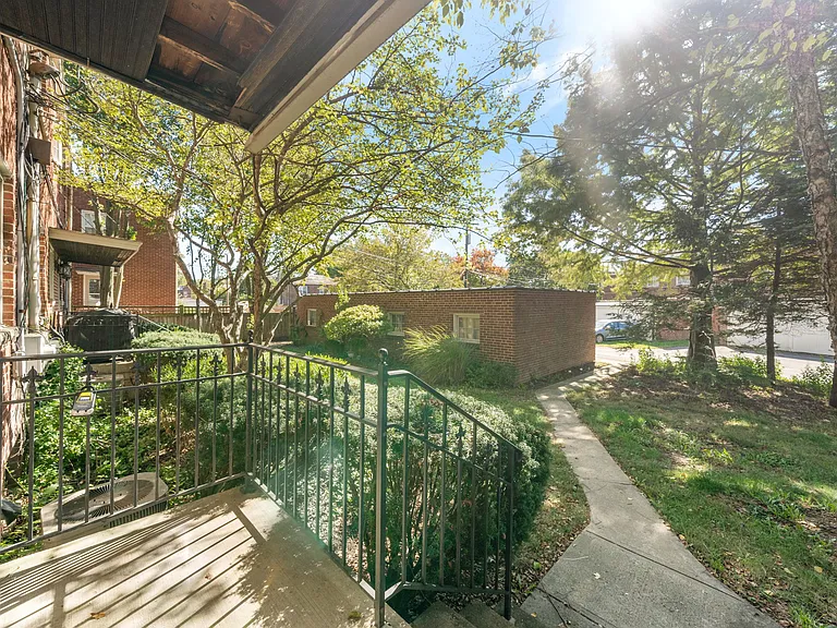 2327 E Livingston Ave #2327 — Photo 36
