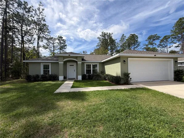 1522 W Barlow Pl, Citrus Springs, FL 34434