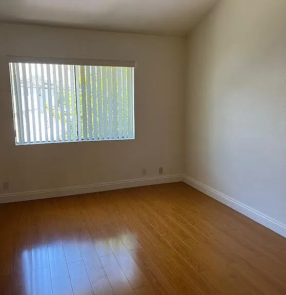 396 W Dryden St #203 — Photo 4