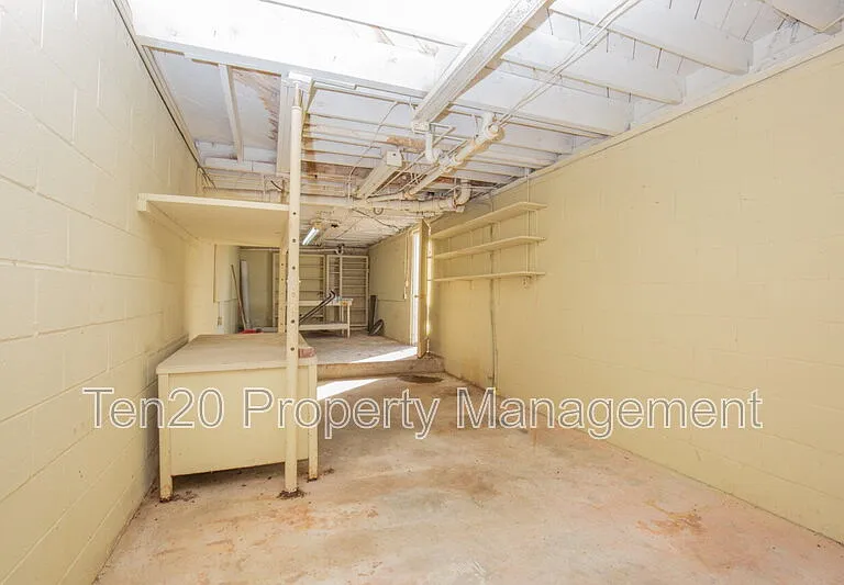 4264 Yates Dr — Photo 21