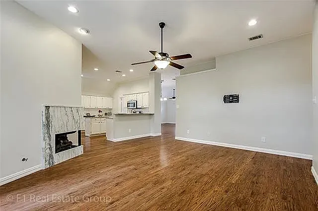 2923 Brittany Ln — Photo 5