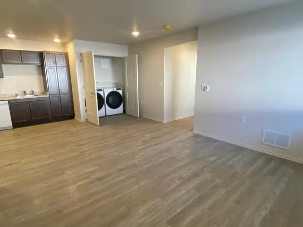 2749 N Gusty Acres Dr #103, Palmer, AK 99645